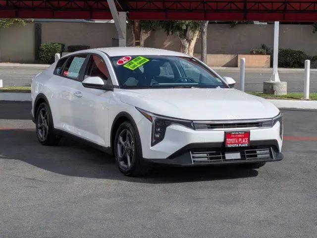 2025 Kia K4 LXS