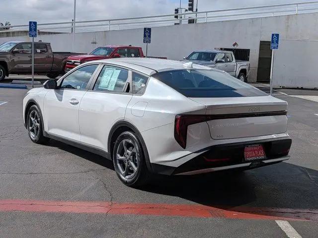 2025 Kia K4 LXS