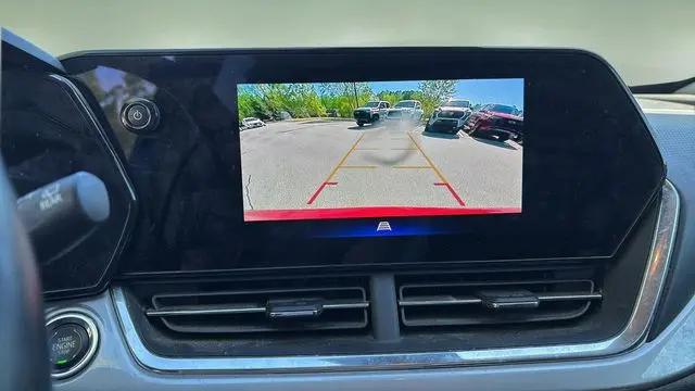 2025 Chevrolet Trax FWD LT