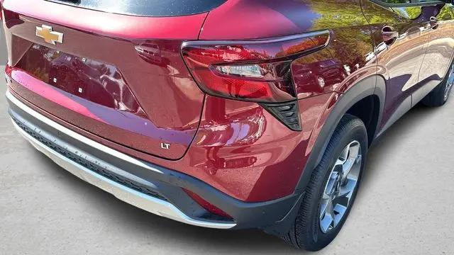 2025 Chevrolet Trax FWD LT