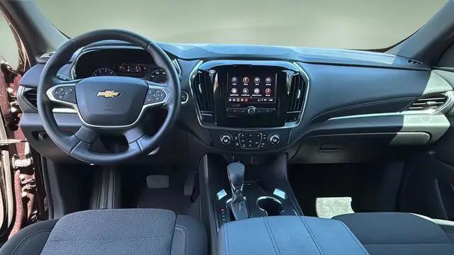 2023 Chevrolet Traverse FWD LT Cloth