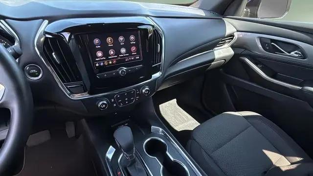 2023 Chevrolet Traverse FWD LT Cloth