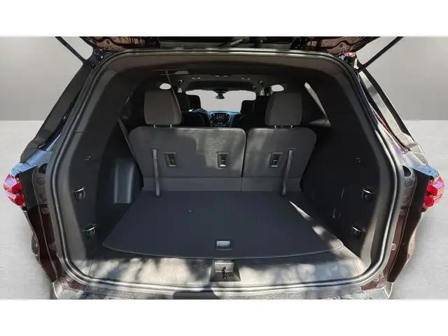2023 Chevrolet Traverse FWD LT Cloth