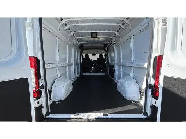 2025 Ram ProMaster 2500 Cargo Van Tradesman High Roof 159" WB w/Pass Seat