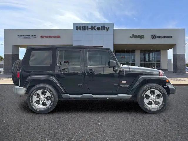 2016 Jeep Wrangler Unlimited Sahara