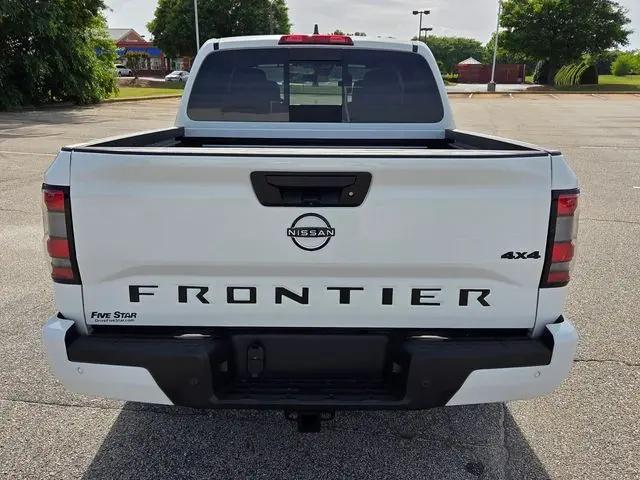 2026 Nissan Frontier Crew Cab SV 4x4