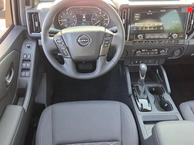 2026 Nissan Frontier Crew Cab SV 4x2