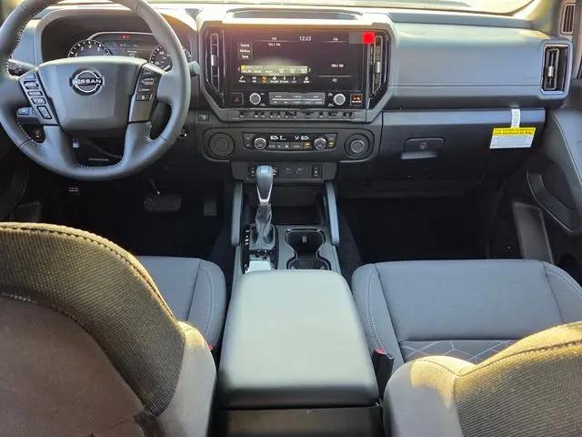 2026 Nissan Frontier Crew Cab SV 4x2