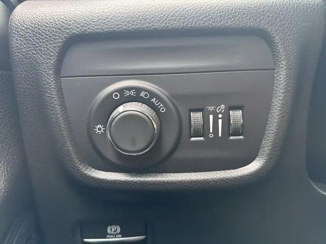2026 Jeep Grand Cherokee L Altitude 4x4