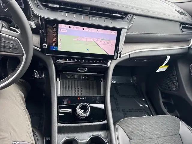 2026 Jeep Grand Cherokee L Altitude 4x4