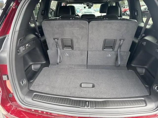 2026 Jeep Grand Cherokee L Altitude 4x4