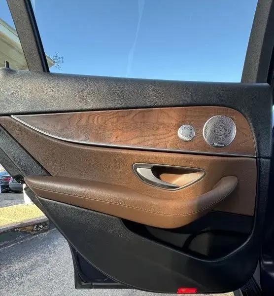 2017 Mercedes-Benz E-CLASS E 300 E 300