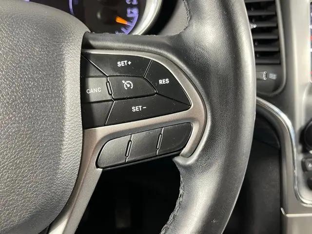 2020 Jeep Grand Cherokee Laredo E 4x4