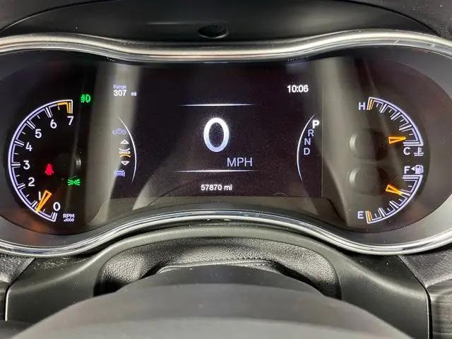 2020 Jeep Grand Cherokee Laredo E 4x4