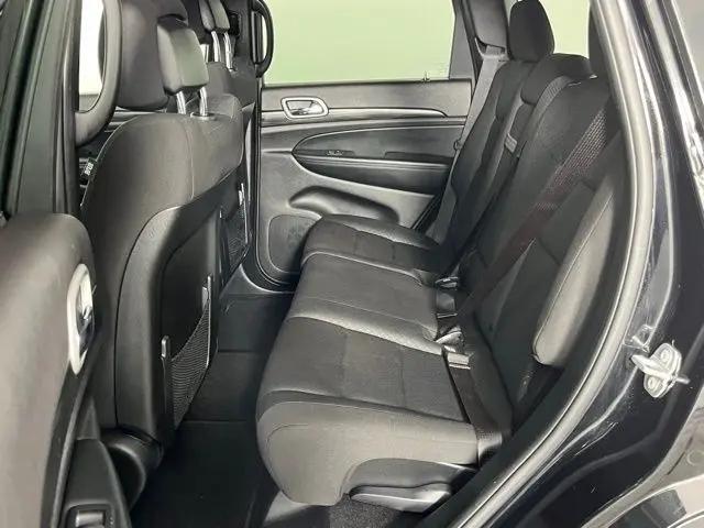 2020 Jeep Grand Cherokee Laredo E 4x4