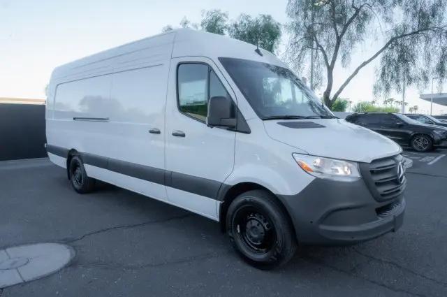 2026 Mercedes-Benz Sprinter 2500 High Roof 4-Cyl Diesel HO