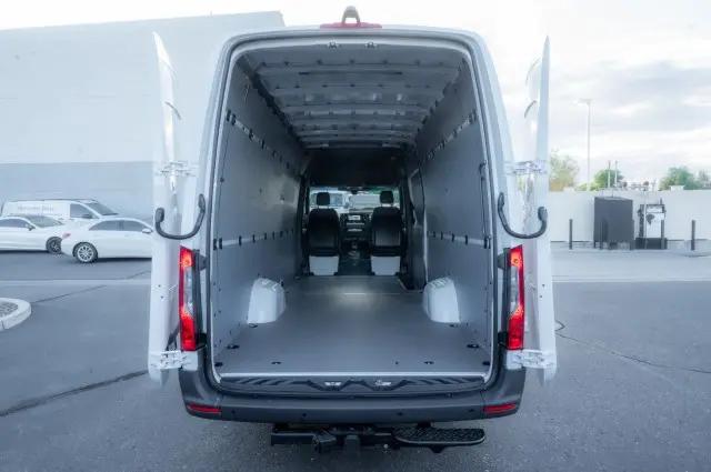 2026 Mercedes-Benz Sprinter 2500 High Roof 4-Cyl Diesel HO
