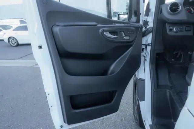 2026 Mercedes-Benz Sprinter 2500 High Roof 4-Cyl Diesel HO