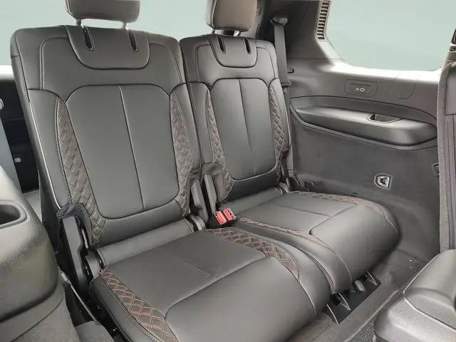 2026 Jeep Grand Cherokee L Summit 4x4