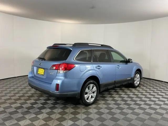2010 Subaru Outback 2.5i Premium