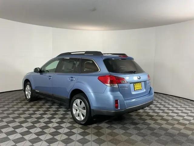 2010 Subaru Outback 2.5i Premium