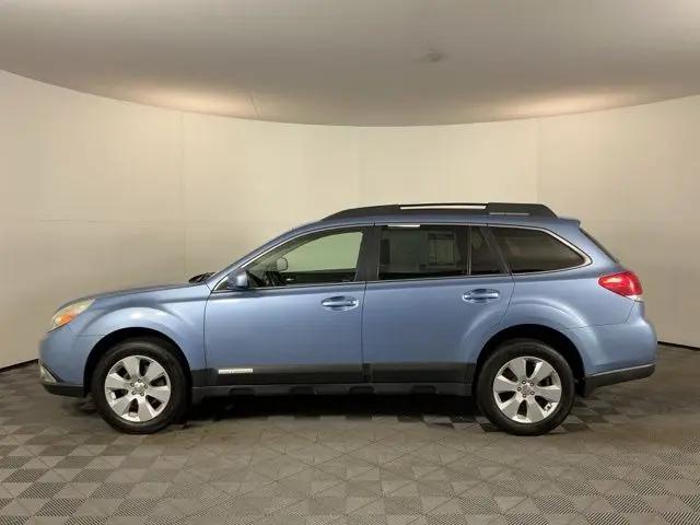 2010 Subaru Outback 2.5i Premium