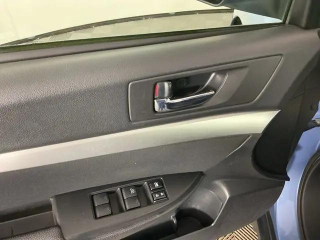 2010 Subaru Outback 2.5i Premium
