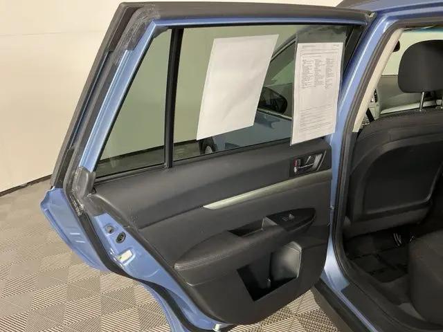 2010 Subaru Outback 2.5i Premium