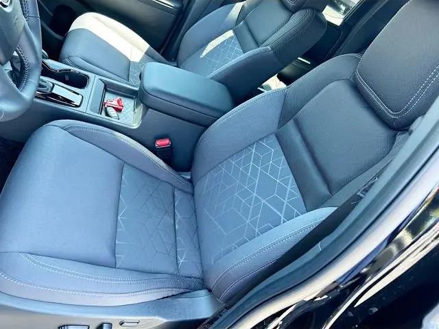 2026 Nissan Frontier Crew Cab SV 4x2