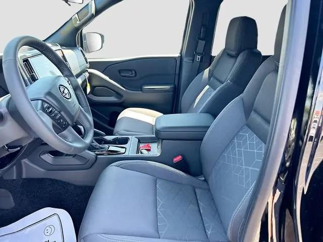 2026 Nissan Frontier Crew Cab SV 4x2