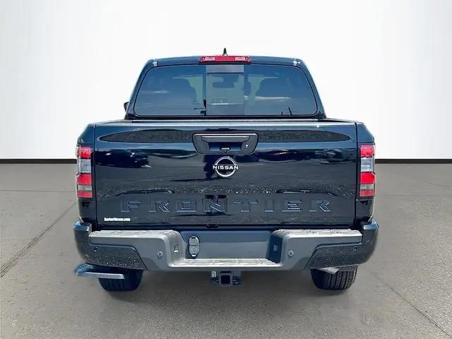2026 Nissan Frontier Crew Cab SV 4x2
