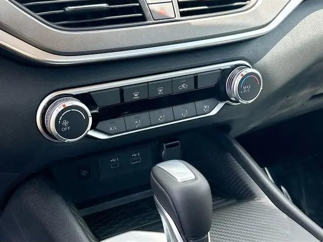 2026 Nissan Altima SR FWD