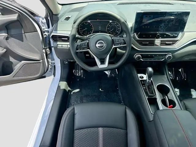 2026 Nissan Altima SR FWD