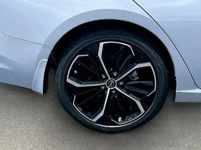 2026 Nissan Altima SR FWD