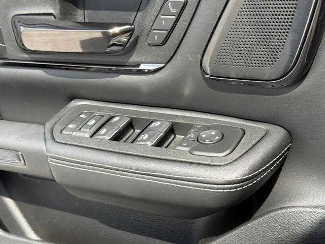 2026 Ram 1500 Limited Crew Cab 4x4 57 Box