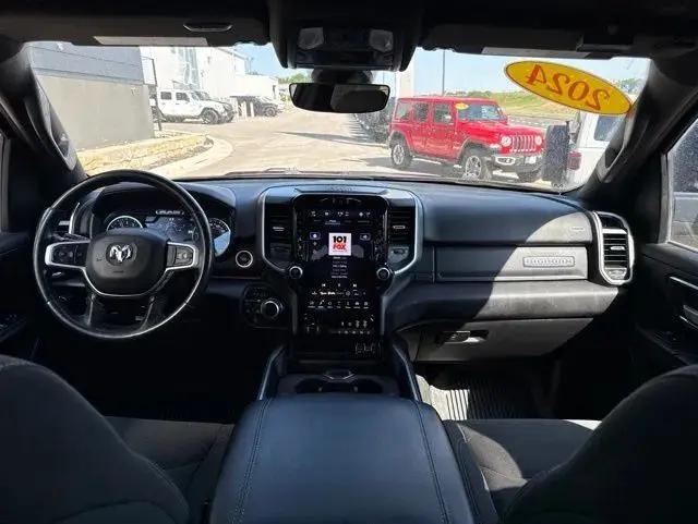 2024 Ram 1500 Big Horn Crew Cab 4x4 5'7" Box
