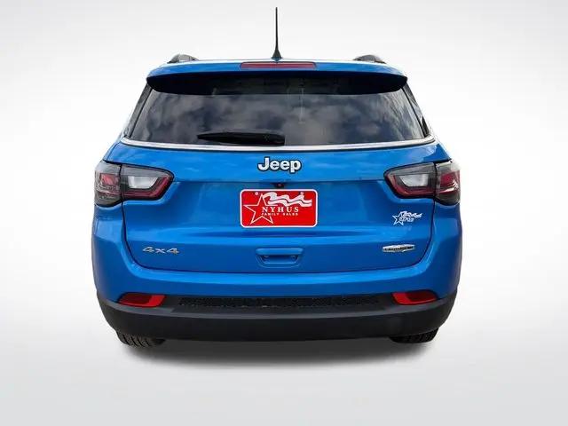 2022 Jeep Compass Latitude Lux 4x4