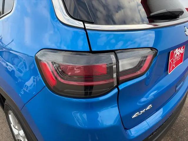 2022 Jeep Compass Latitude Lux 4x4