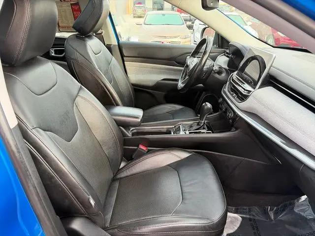 2022 Jeep Compass Latitude Lux 4x4
