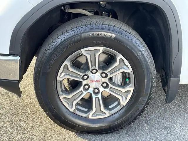 2025 GMC Sierra 1500 4WD Crew Cab Short Box SLT