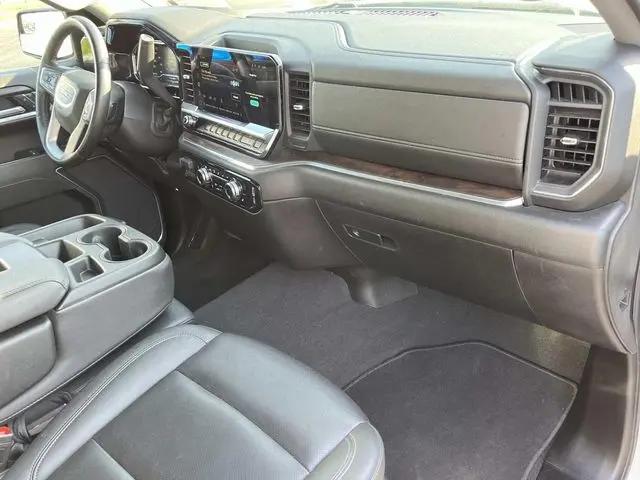 2025 GMC Sierra 1500 4WD Crew Cab Short Box SLT
