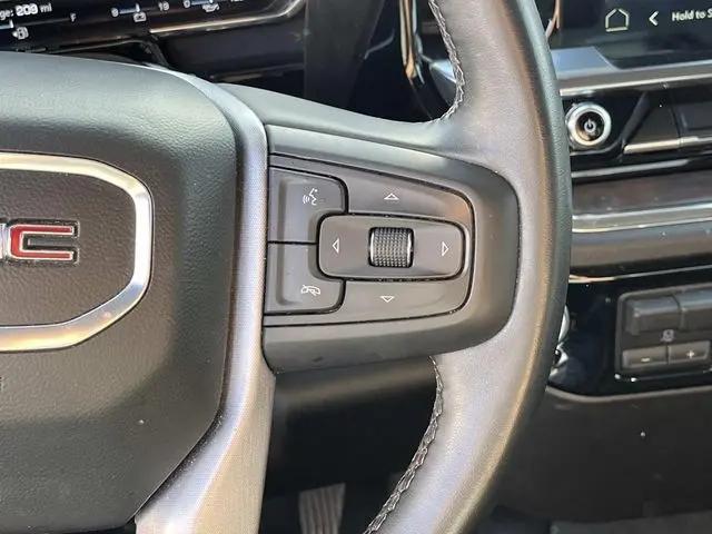 2025 GMC Sierra 1500 4WD Crew Cab Short Box SLT