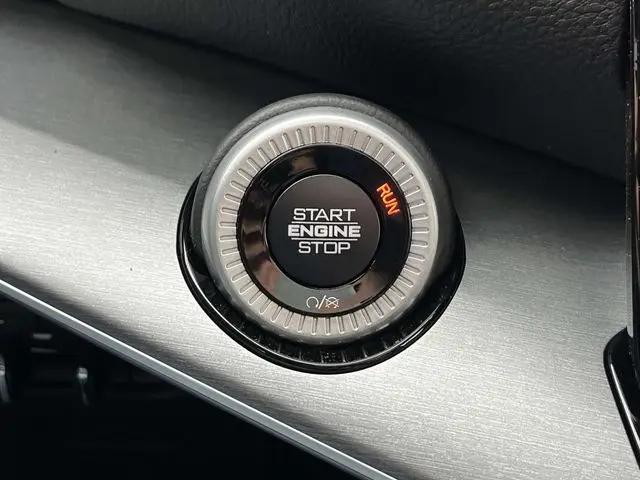 2026 Jeep Grand Wagoneer Upland