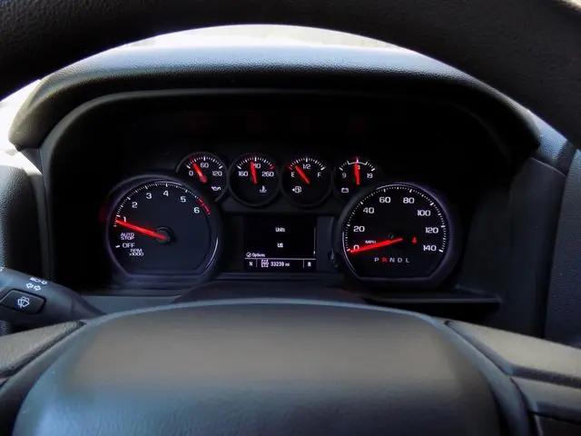 2023 Chevrolet Silverado 1500 4WD Crew Cab Short Bed Custom Trail Boss