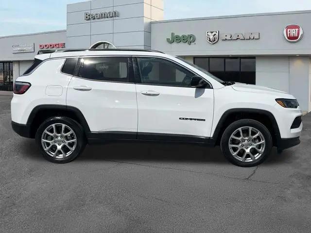 2022 Jeep Compass Latitude Lux 4x4