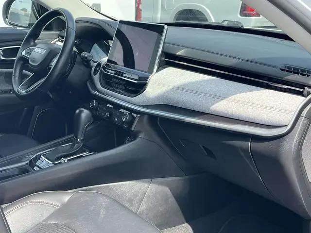 2022 Jeep Compass Latitude Lux 4x4