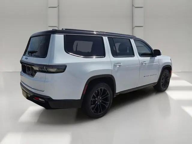 2026 Jeep Grand Wagoneer Summit Reserve 4x4