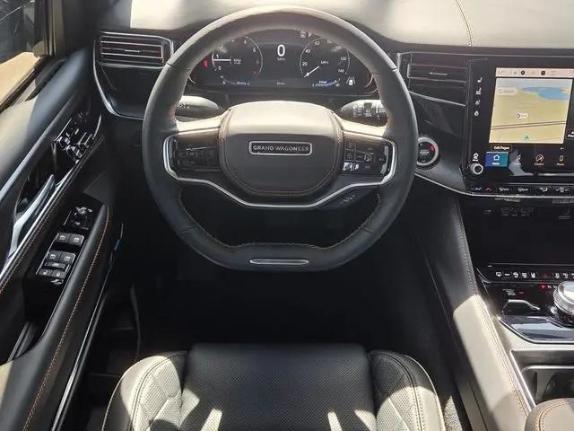 2026 Jeep Grand Wagoneer Summit Reserve 4x4