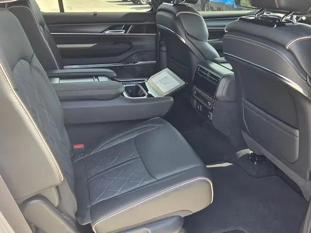 2026 Jeep Grand Wagoneer Summit Reserve 4x4