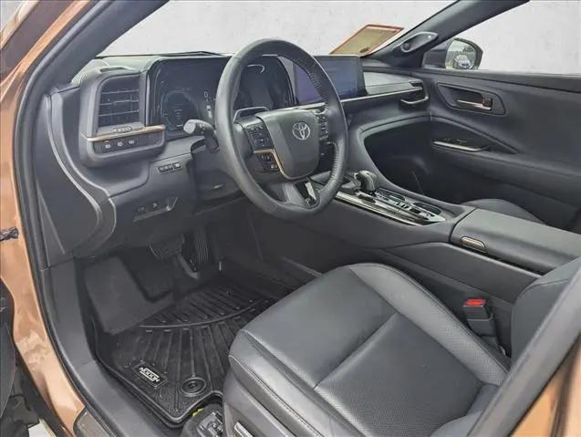 2025 Toyota Crown Signia Limited
